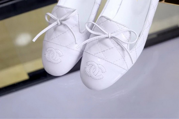 CHANEL Shallow mouth flat shoes Women--015